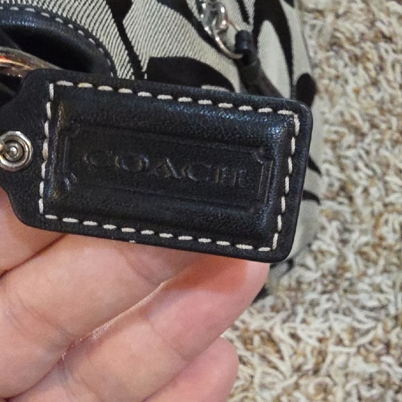 Coach Signaure Bag c1026 f15171 - Picture 9 of 12